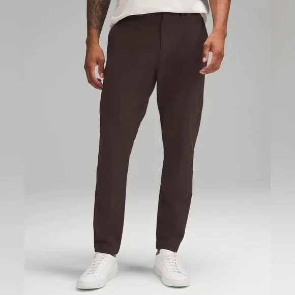 Lululemon Men's Slim-Tapered Heavy Twill Trouser in Espresso M5AYDS
